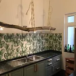 Cactus Host