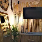 Cactus Host