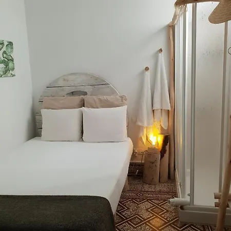 Cactus Host Хостел Лас-Пальмас-де-Гран-Канария